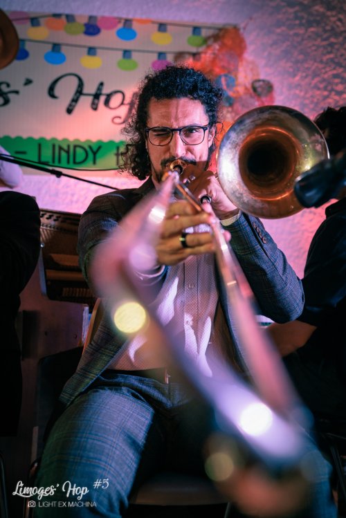 Limoges'Hop #5 - soirée d'ouverture du vendredi

Partage libre à des fins non promotionnelles ou commerciales, en créditant l'auteur (@lightexmachina).

© Alexandre - LIGHT EX MACHINA 2023, tous droits réservés.